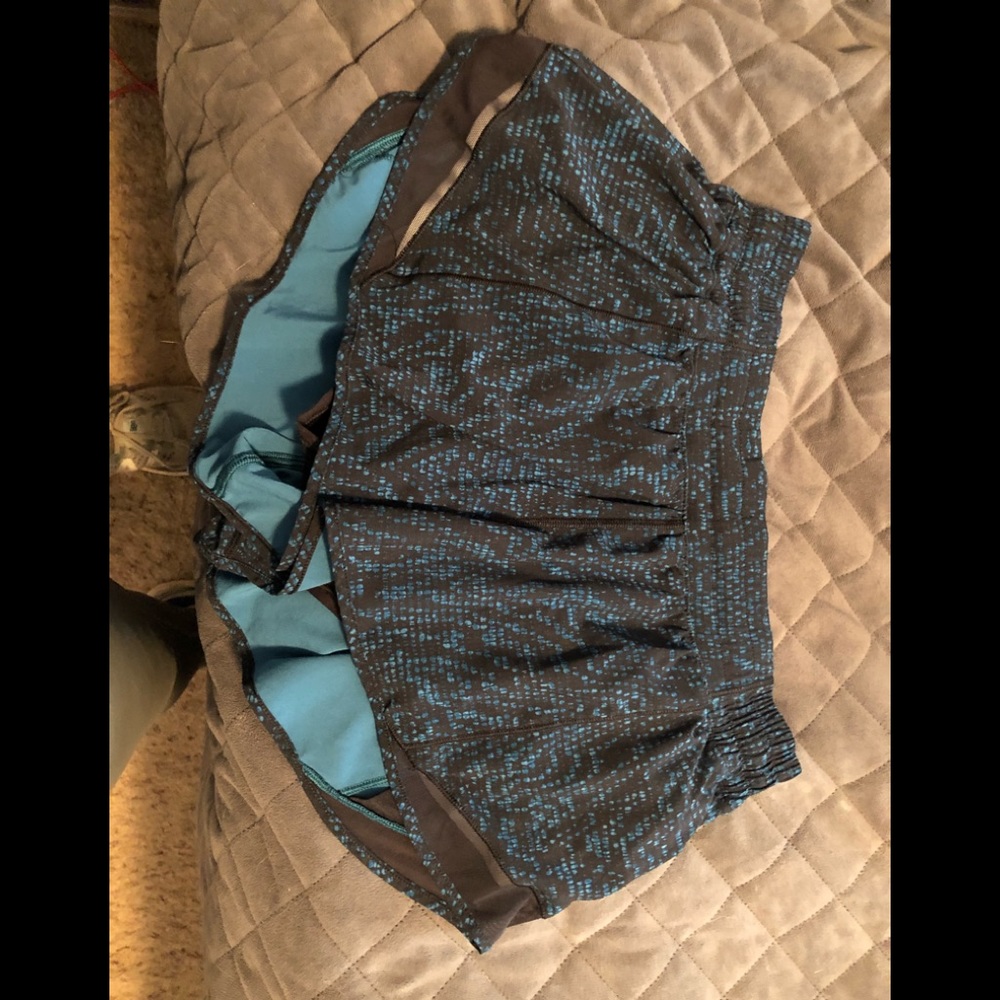 Lululemon gym shorts